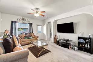 7101 Creighton Ct, Fort Worth, TX 76120 - Photo 11