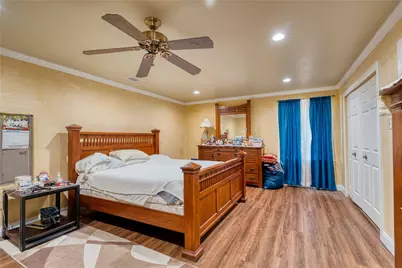 813 Iowa Street, Irving, TX 75060 - Photo 19