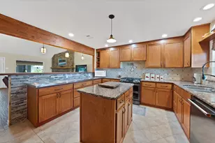 725 Greenwood Cut Off Rd, Weatherford, TX 76088 - Photo 11