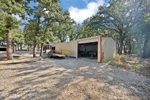 725 Greenwood Cut Off Rd, Weatherford, TX 76088 - Photo 35
