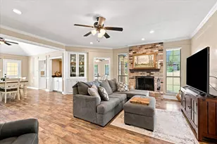 8712 Lake Country Dr, Fort Worth, TX 76179 - Photo 5