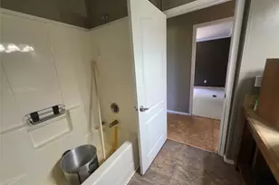 160 Jermyn Rd, No City, TX 76459 - Photo 25