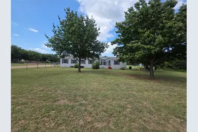 160 Jermyn Road, No City, TX 76459 - Photo 5