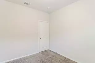 4624 Corktree Ln, Fort Worth, TX 76036 - Photo 11