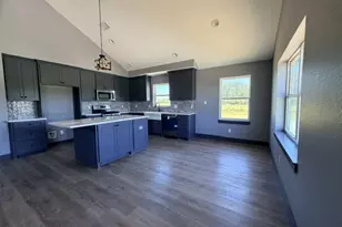 136 Hcr 2221 E, Aquilla, TX 76622 - Photo 5