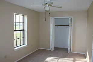 803 S Wickham St, Alvord, TX 76225 - Photo 5