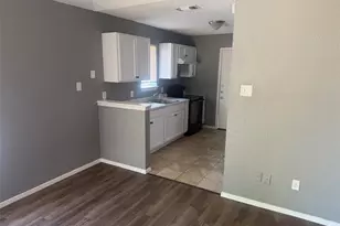 5334 Flamingo Rd, Fort Worth, TX 76119 - Photo 1