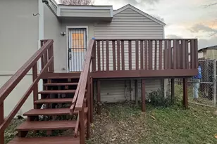 310 Avenue J, Dallas, TX 75203 - Photo 3