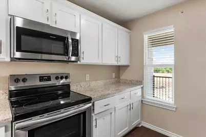 1406 Courtney Place #D, Cleburne, TX 76033 - Photo 11