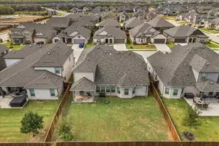 305 Laurel Dr, Justin, TX 76247 - Photo 27