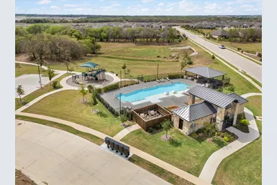 305 Laurel Drive, Justin, TX 76247 - Photo 29