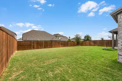 305 Laurel Drive, Justin, TX 76247 - Photo 25