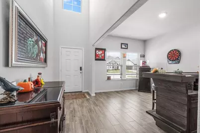 305 Laurel Drive, Justin, TX 76247 - Photo 3