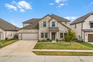 305 Laurel Dr, Justin, TX 76247 - Photo 1