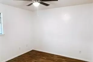 917 Cody Ct, River Oaks, TX 76114 - Photo 5