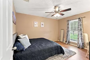 216 Old Hickory Dr, Irving, TX 75060 - Photo 29