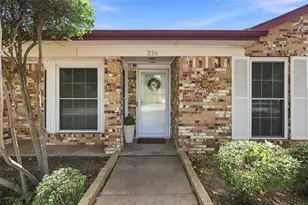 216 Old Hickory Dr, Irving, TX 75060 - Photo 3