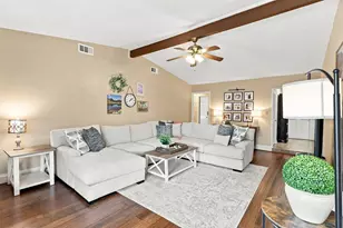 216 Old Hickory Dr, Irving, TX 75060 - Photo 9