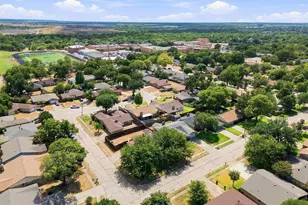 216 Old Hickory Dr, Irving, TX 75060 - Photo 37