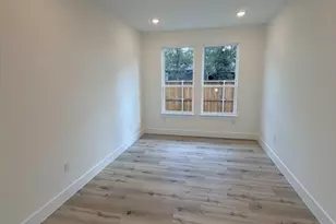 2904 Wilhoit Rd, Balch Springs, TX 75180 - Photo 11
