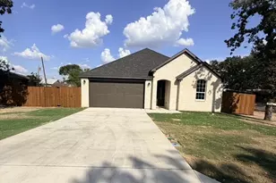2904 Wilhoit Rd, Balch Springs, TX 75180 - Photo 1