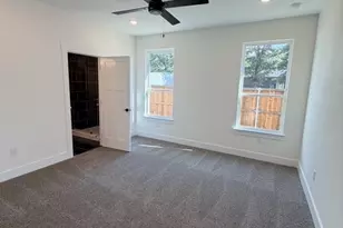 2904 Wilhoit Rd, Balch Springs, TX 75180 - Photo 13
