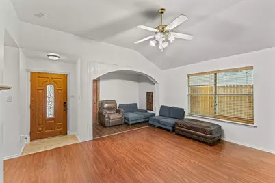 4012 Whitby Avenue, Dallas, TX 75237 - Photo 7