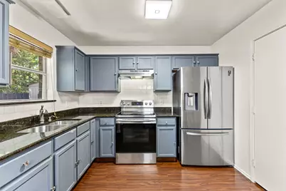 4012 Whitby Avenue, Dallas, TX 75237 - Photo 9