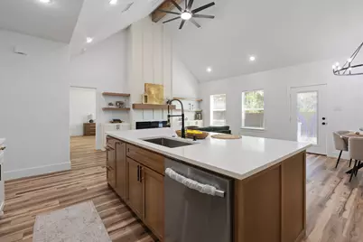 809 Tierney Road, Fort Worth, TX 76112 - Photo 23