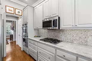 2838 State St, Dallas, TX 75204 - Photo 9