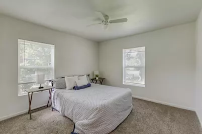 1738 Oak Hill Circle, Dallas, TX 75217 - Photo 19