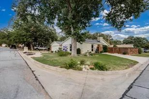 4101 Chipwood Ct, Arlington, TX 76017 - Photo 19