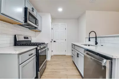 4129 Easter Avenue, Dallas, TX 75216 - Photo 11