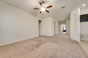 828 Skytop Dr, Haslet, TX 76052 - Photo 7