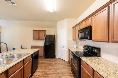 2126 Shady Glen Trail, Princeton, TX 75407 - Photo 5