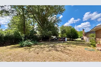 1723 Montrose Drive, Tyler, TX 75701 - Photo 11