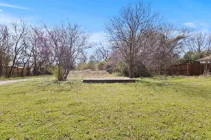 124 E 6th St, Lancaster, TX 75146 - Photo 1