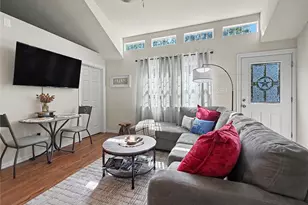 2013 Bedford Ct, Weatherford, TX 76087 - Photo 9