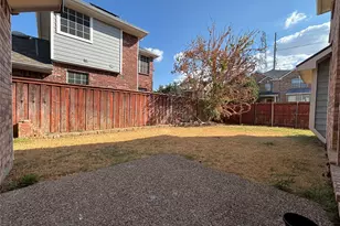 462 Richmond St, Irving, TX 75063 - Photo 21