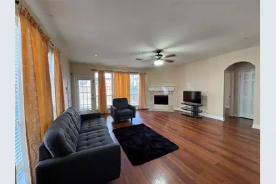 462 Richmond Street, Irving, TX 75063 - Photo 5