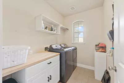 3501 Meadowtrail Lane, Denton, TX 76207 - Photo 5