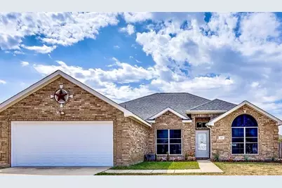 950 W Ash Street, Celina, TX 75009 - Photo 1