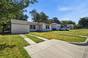 4601 Harwen Terrace, Fort Worth, TX 76133 - Photo 3