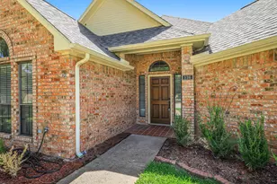 136 Highland Meadow Cir, Coppell, TX 75019 - Photo 3