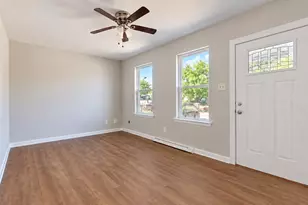 3019 NW 27th St, Fort Worth, TX 76106 - Photo 3