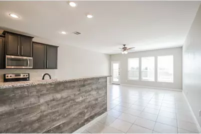 710 Shady Meadow Lane, Glenn Heights, TX 75154 - Photo 5