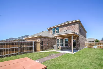 710 Shady Meadow Lane, Glenn Heights, TX 75154 - Photo 15
