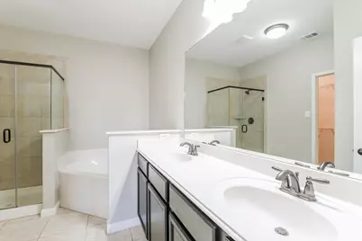 710 Shady Meadow Lane, Glenn Heights, TX 75154 - Photo 13