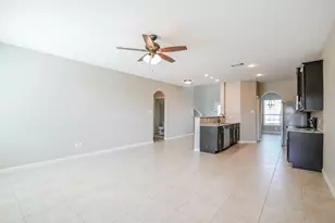 710 Shady Meadow Ln, Glenn Heights, TX 75154 - Photo 3