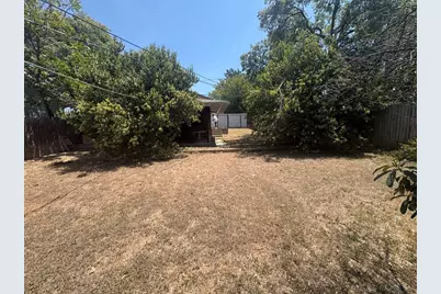 2514 Michigan Avenue, Dallas, TX 75216 - Photo 9